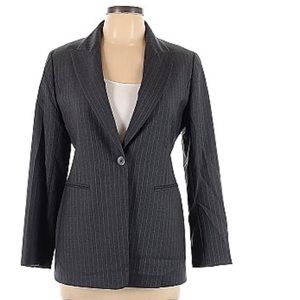 Lafayette New York 148 petite gray and light blue pinstriped blazer, size 8